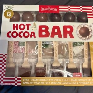 Maud Borup Hot Cocoa Bar Set